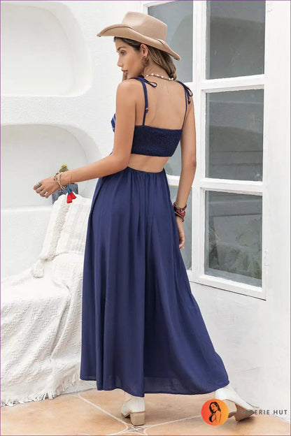 Maxi Dress with Smocked Bodice - Coastal Elegance for A-line, Casual, Dress, Evening Wear, Formal Wear