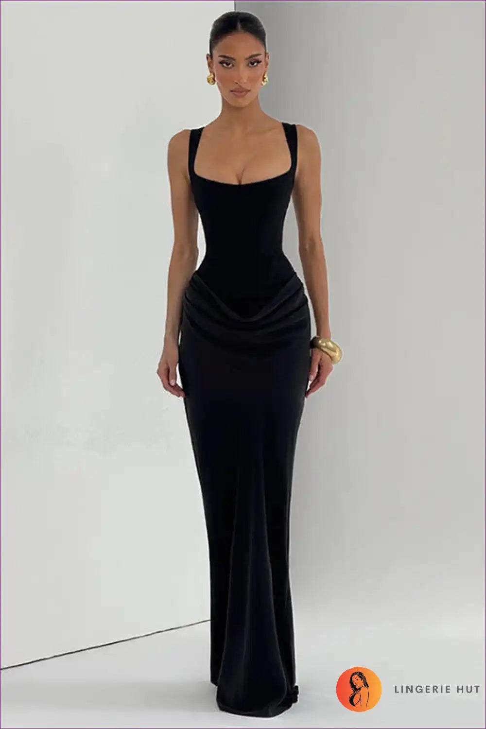 Maxi Dress with Square Neckline - Minimalist Elegance for All Season, Backless, Bodycon, Cutout,