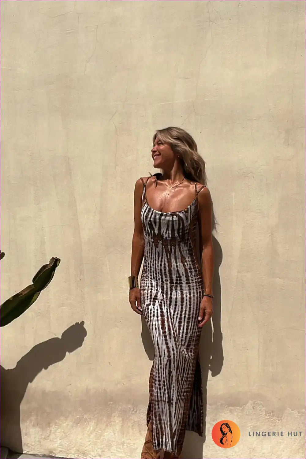 Maxi Dress with Tie-dye Print - Festival Spirit for Backless, Beachwear, Boho, Casual, Cutout