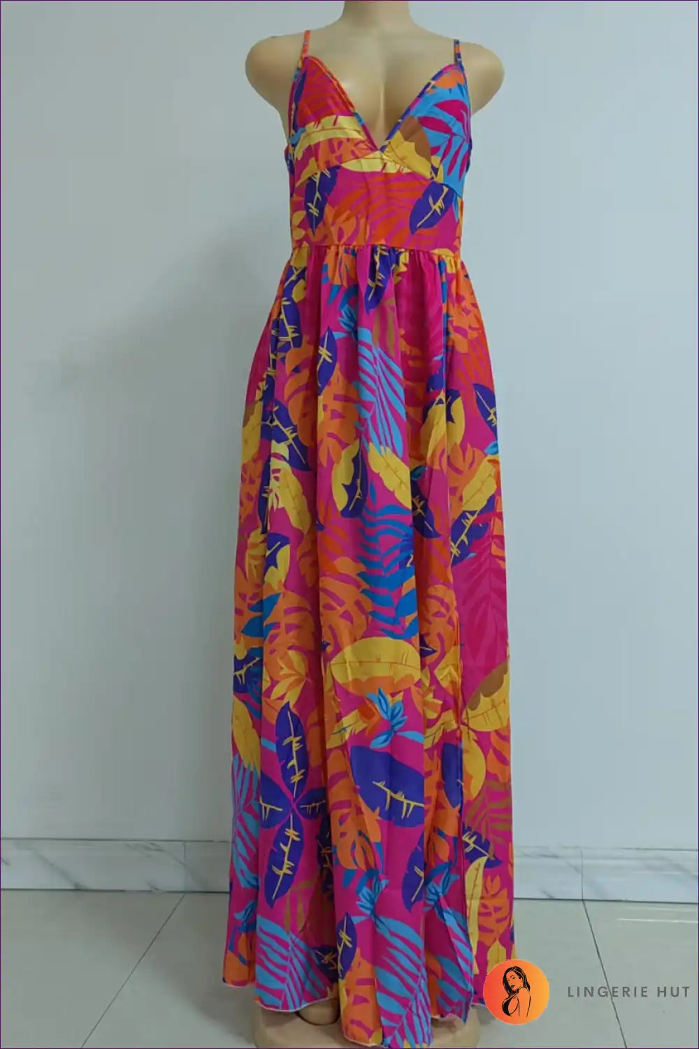 Maxi Dress with Tropical Print - Vacation Vibes for Boho, Casual, Cutout, Dress, Floral