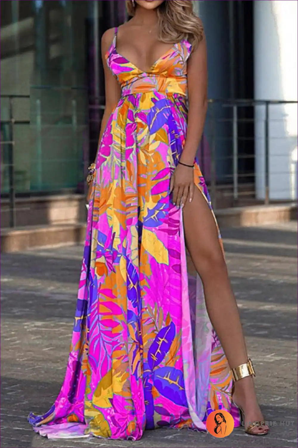 Maxi Dress with Tropical Print - Vacation Vibes for Boho, Casual, Cutout, Dress, Floral