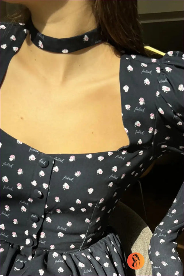 A-Line Floral Dress - Effortless Parisian Mood