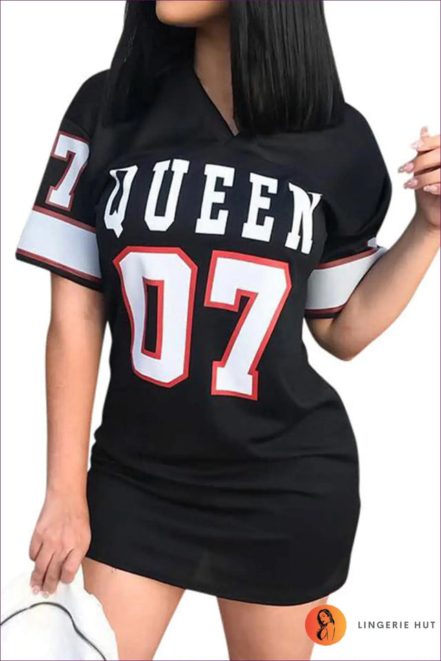 Queen Graphic Print T-Shirt Dress