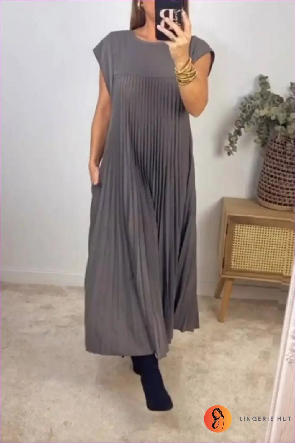 Pleated Maxi Dress with Cap Sleeves - Understated Glamour - s / Gray - Dresses - A-line • A-line Dress • Clothing