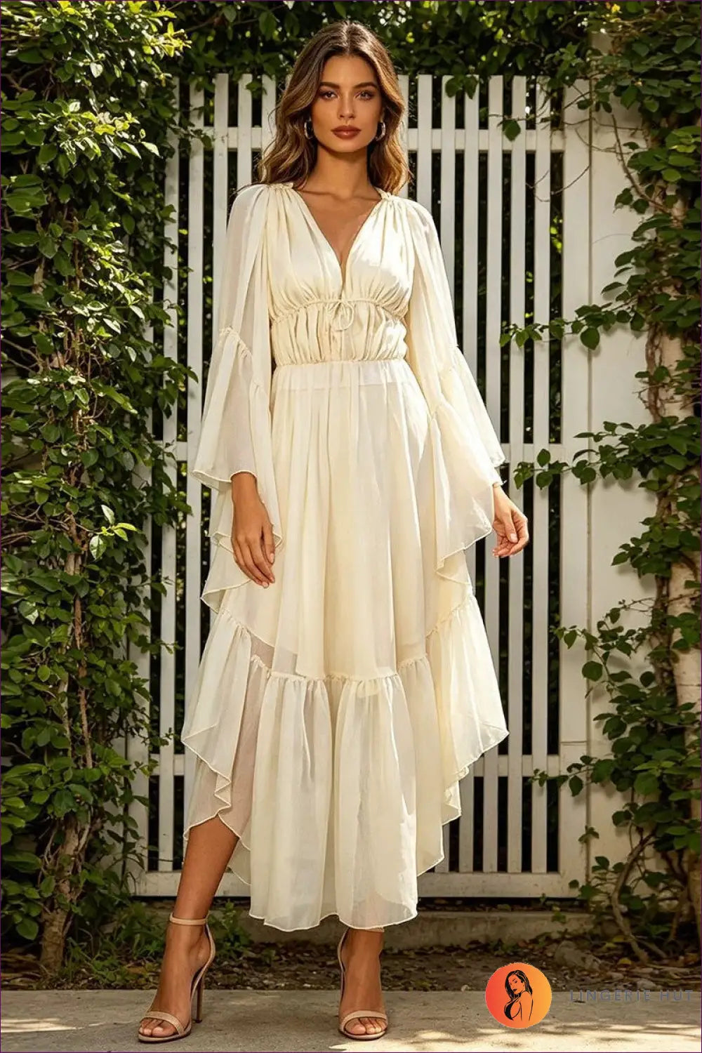 Pleated Maxi Dress with Ruffle Sleeve Detail - Retro Elegance - s / Apricot - Evening Wear • just in • Party • Lingerie
