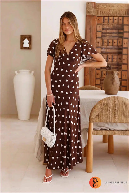 Polka Dot Maxi Dress with V-neck - Effortless Summer Days for A-line, Casual, Everyday, just In,