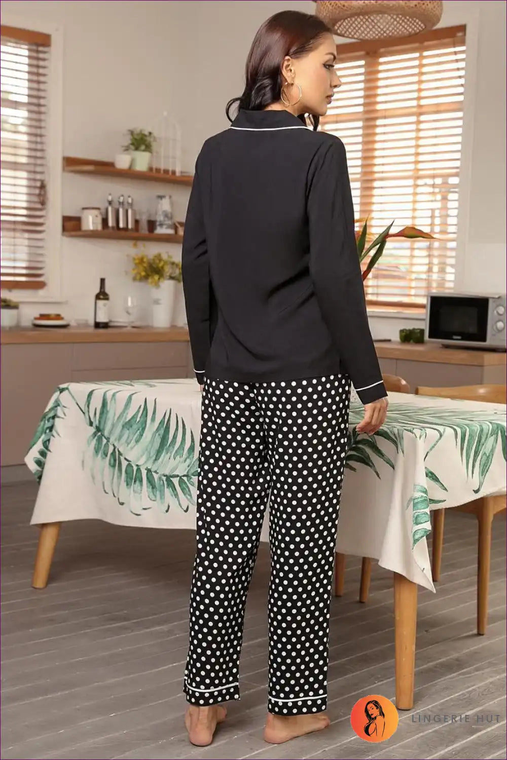 Elevate Your Relaxation Game With Our Polka Dot Viscose Loungewear Set. Perfect For Lazy Days Or Socially