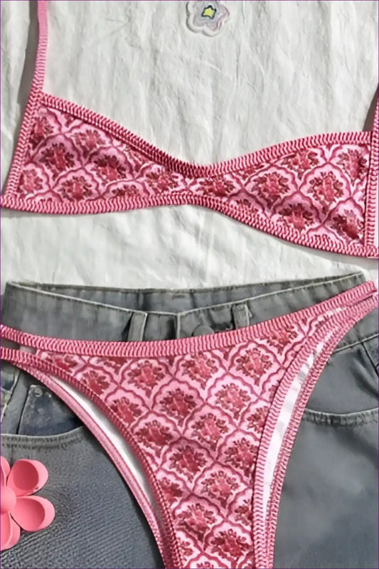 Printed Bikini Set with Retro Pattern and Contrast Trim Details for Beachwear, Bikini, Casual, co Ord, Floral