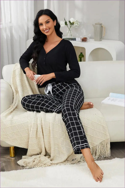 Pyjama Set with Grid Pattern - Modern Evening Ritual for All Season, Casual, Everyday, just In, Loungewear