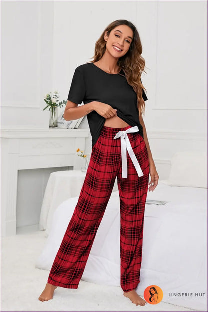 Pyjama Set with T-print and Checks - Effortless Summer Calm - Sleepwear & Loungewear - Lingerie Hut - Casual • Everyday