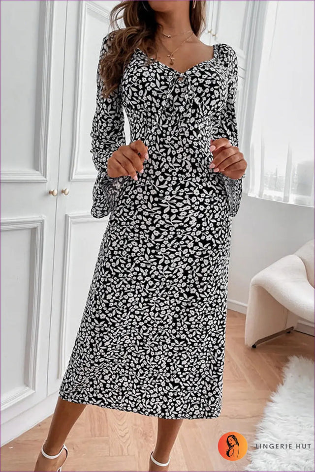Retro V-Neck Floral Maxi Dress with Tie Waist - Effortless Charm