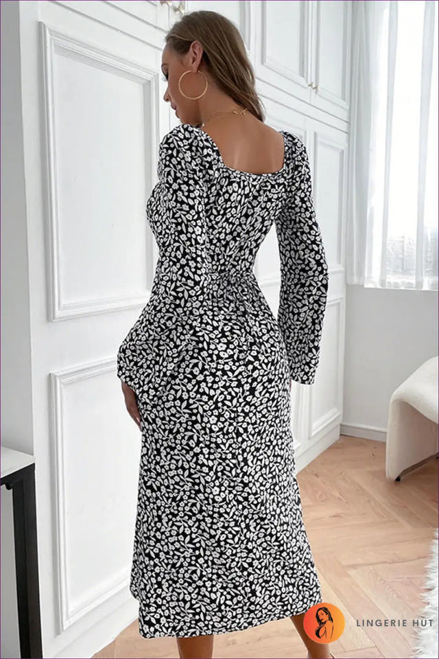 Retro V-Neck Floral Maxi Dress with Tie Waist - Effortless Charm