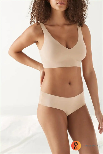 Seamless one Piece Wireless Bra and Hipster Set - Sleep to Street for All Season, Set, Casual, Cotton,