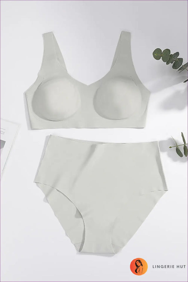 Seamless Wireless Bra and Briefs Set - Effortless Everyday Comfort