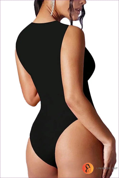 Elevate Your Style For Summer With The Sleek Silhouette Bodysuit - a Chic Solid Cutout Design