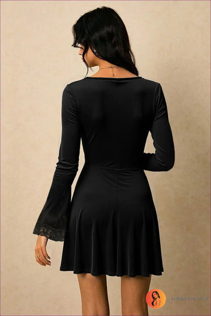 Square Neck Velvet A-line Dress with Flared Cuffs - Moody Elegance for a Line, Autumn, Casual, Dress, Evening