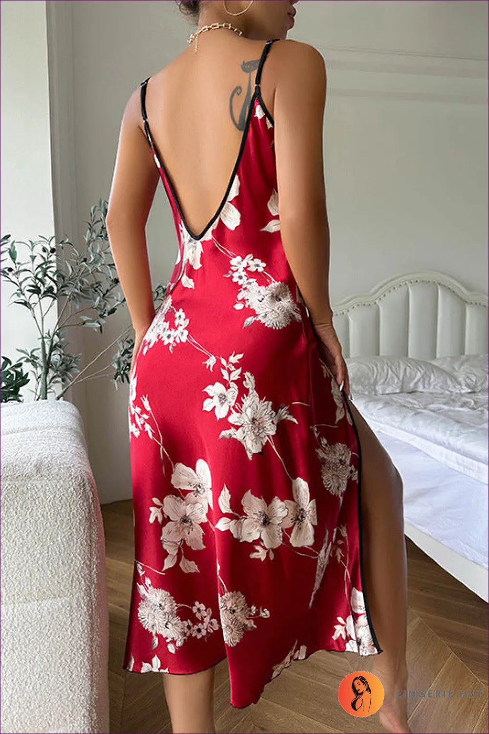 Indulge In Sultry Sophistication With Our Summer Floral Nightdress. Crafted Imitated Silk, This Backless, Slit