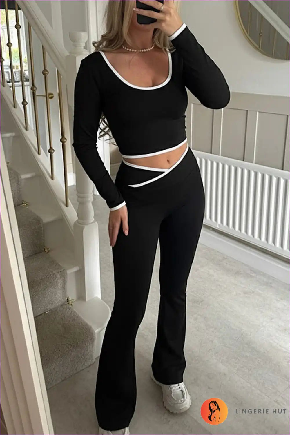 Two-piece Set with Contrast Trim - Athletic Chic for Activewear, All Season, Autumn, Casual, co Ord