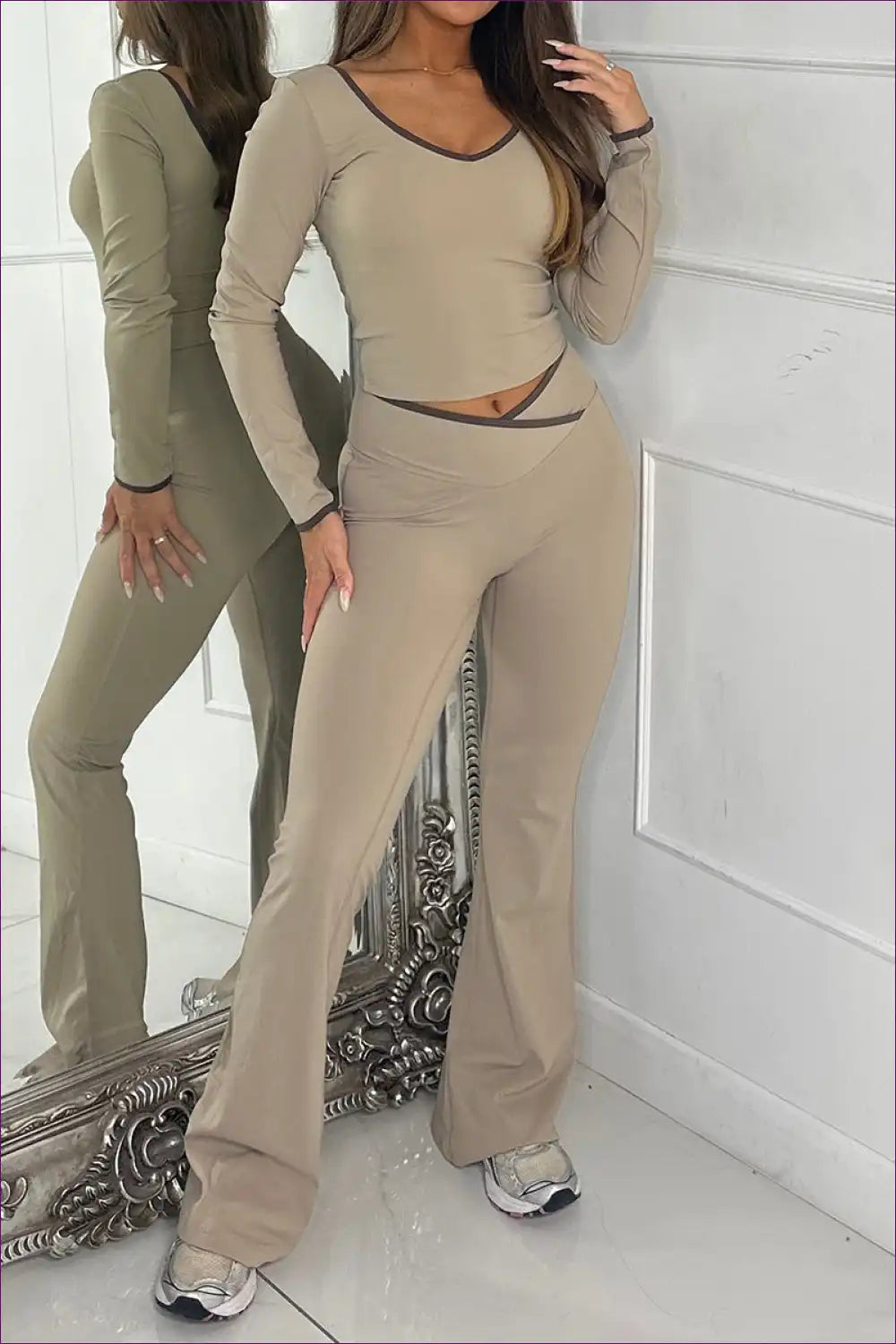 Two-piece Set with Contrast Trim - Athletic Chic for Activewear, All Season, Autumn, Casual, co Ord