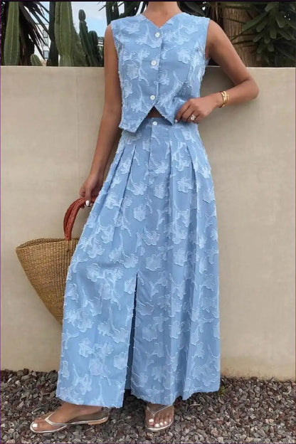 Two Piece Set with Jacquard Texture - Summer Garden Ease