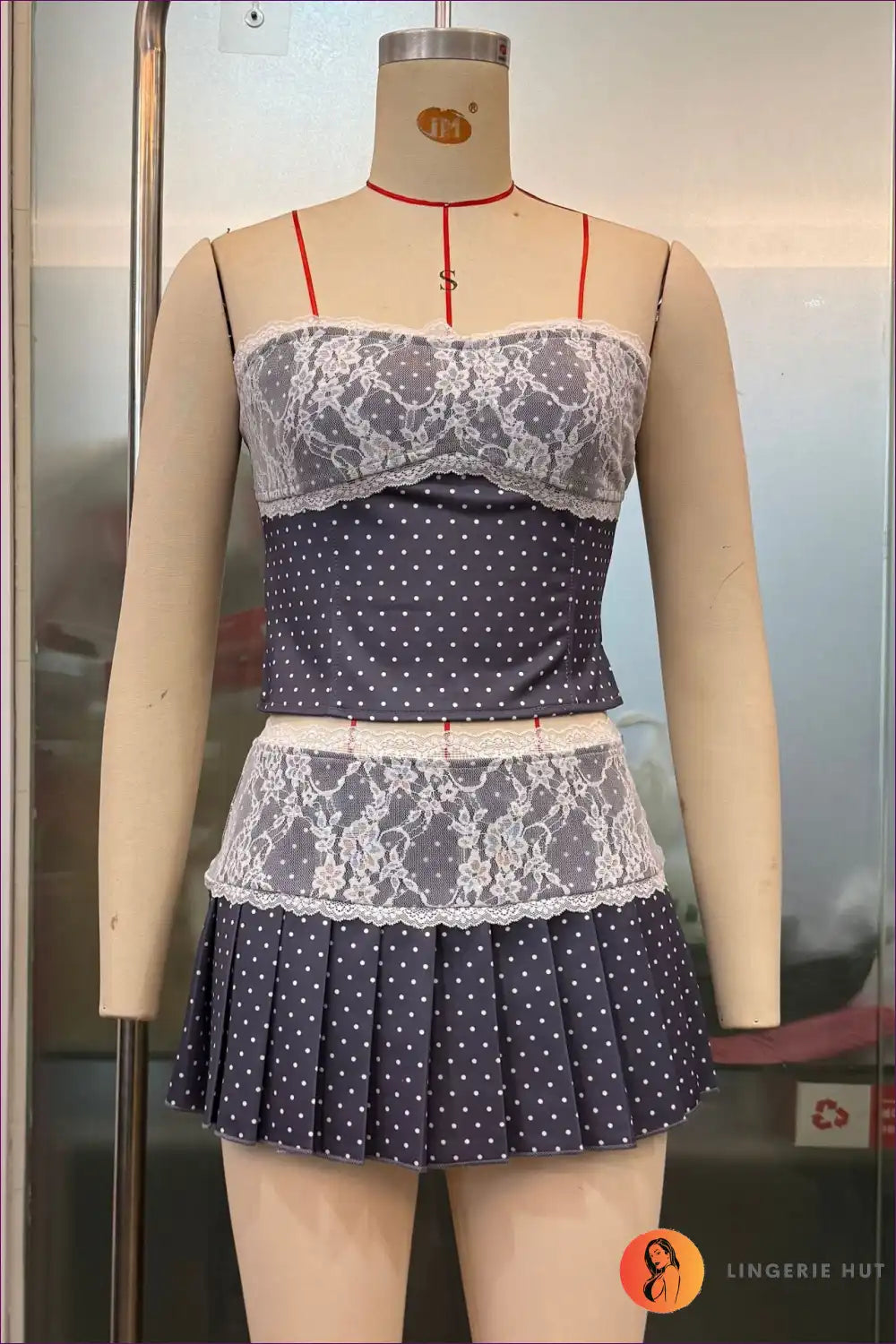 Two-piece Set with Polka Dot Pattern - Vintage Charm for A-line, All Season, Casual, co Ord, Everyday