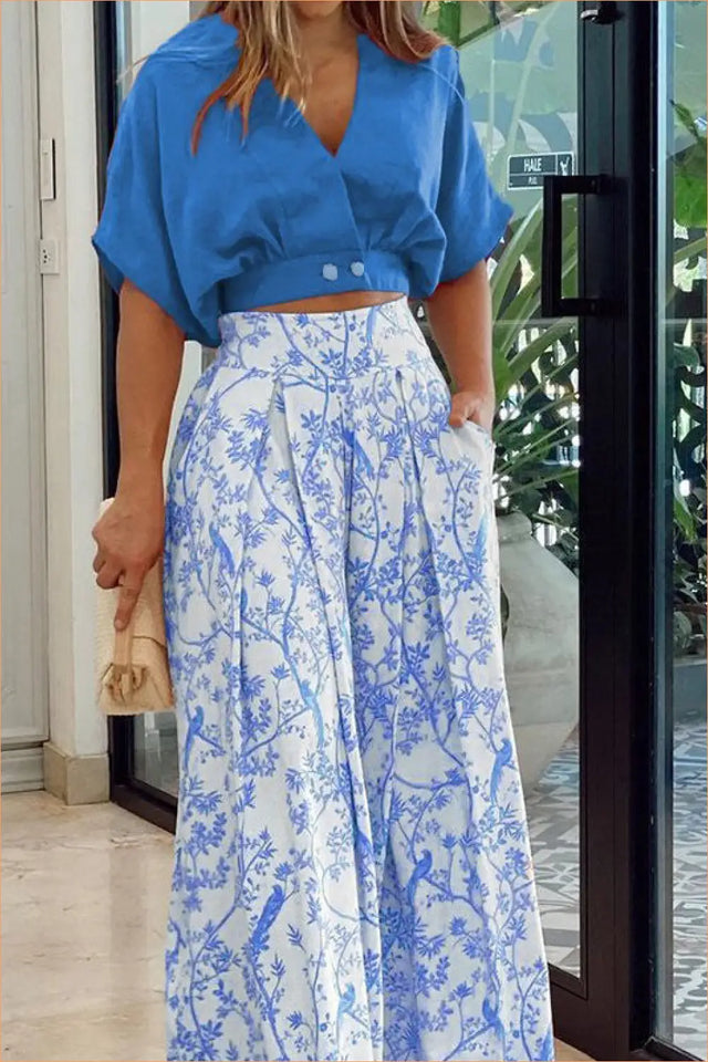 V-Neck Co Ord Set with Printed Wide Leg Pants - Effortless Elegance