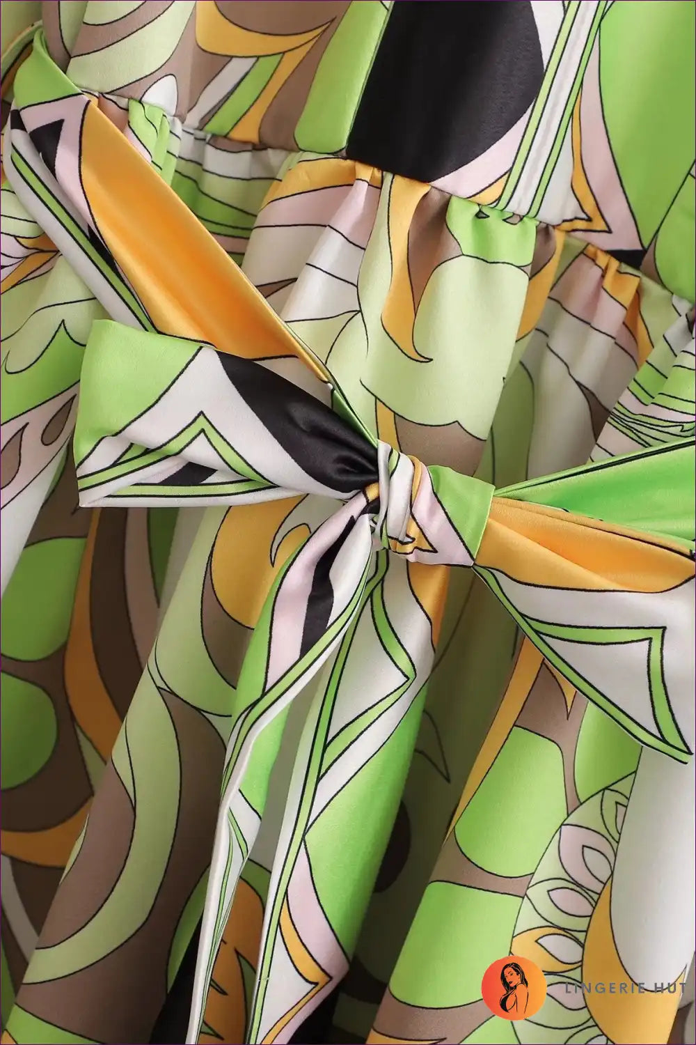 Vintage Print Wrap Dress with Tie Waist - Retro Chic for A-line, Casual, Everyday, just In, Midi