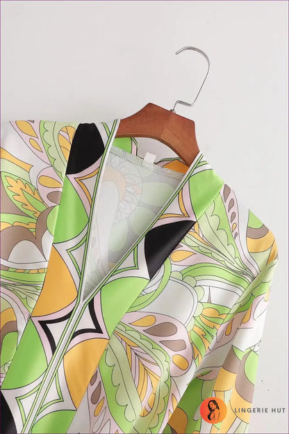 Vintage Print Wrap Dress with Tie Waist - Retro Chic for A-line, Casual, Everyday, just In, Midi